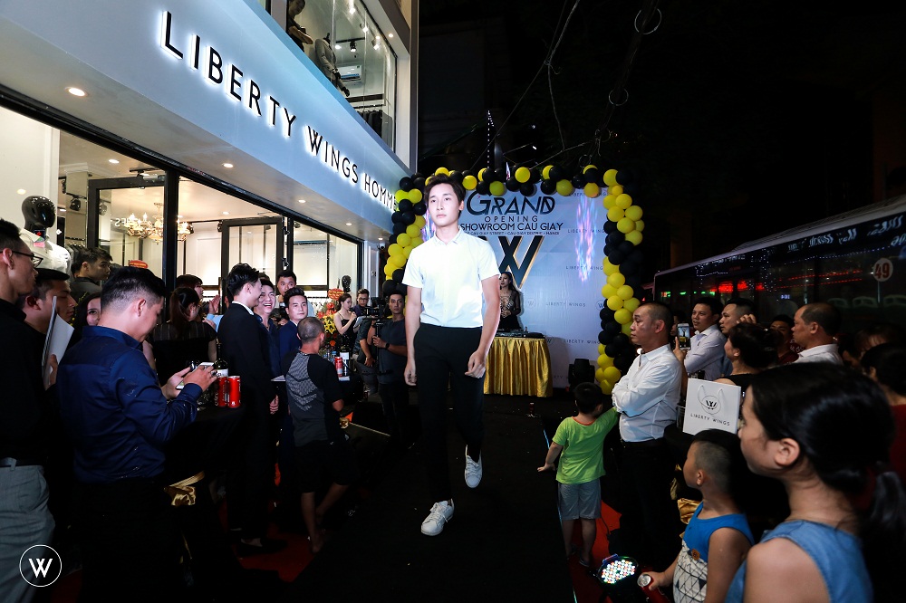 liberty wings fashion show